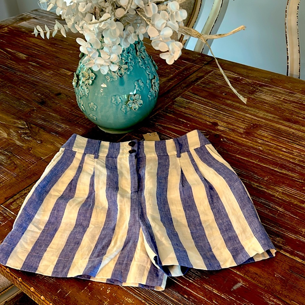 Boden Glorious British Style Shorts
